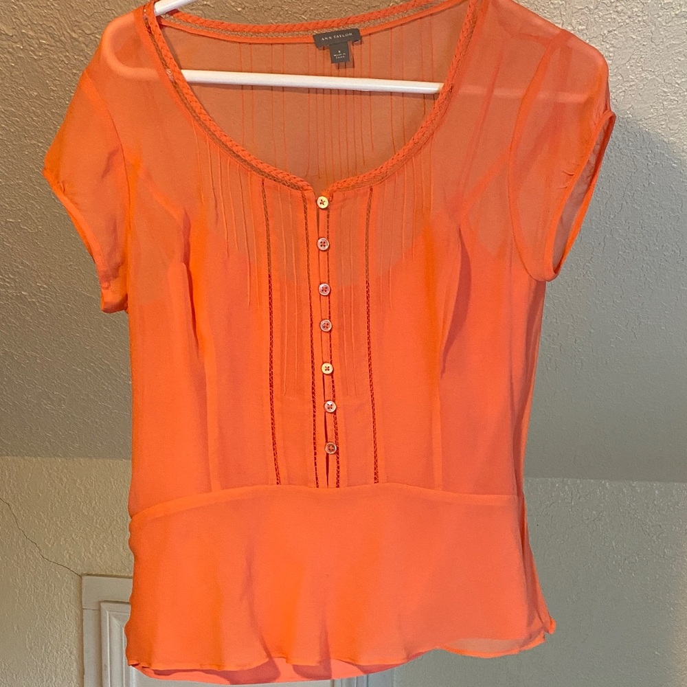Ann Taylor women’s size small top